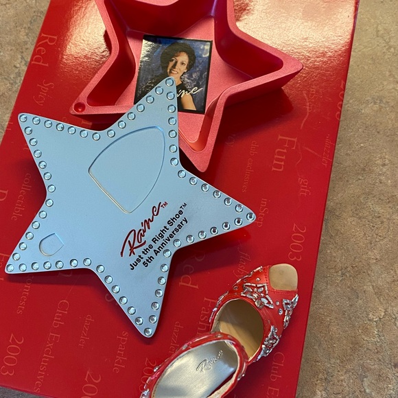 Just The Right Shoe Salsa Star 5 year anniversary 2003 with keepsake box - Picture 7 of 12